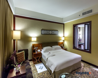 Dusit Thani Dubai 9