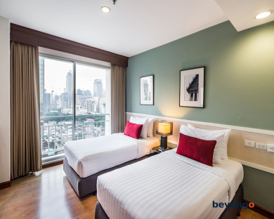 Evergreen Place Siam by UHG 60