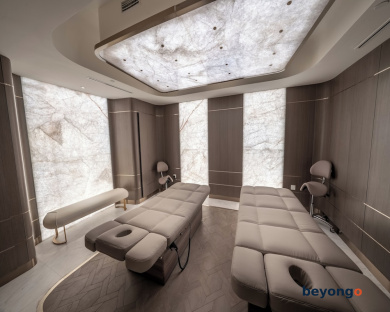 FIVE LUXE 141