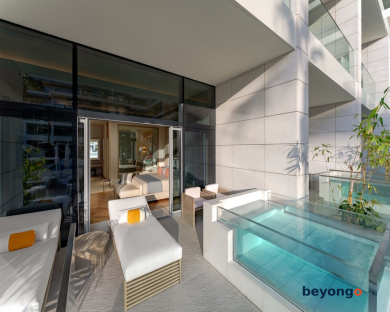 FIVE LUXE 18