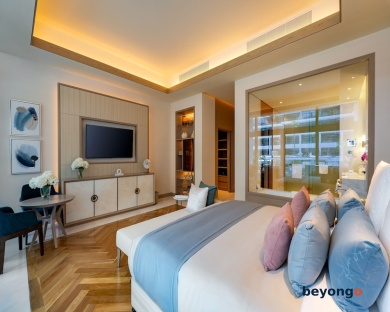 FIVE LUXE 21