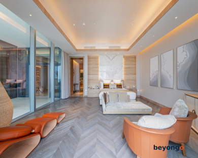 FIVE LUXE 52