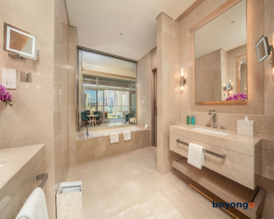 FIVE LUXE 58