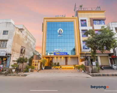 Fabhotel Lfc 1