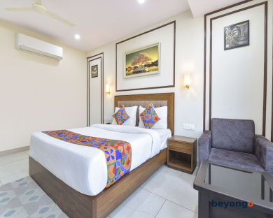 Fabhotel Lfc 20