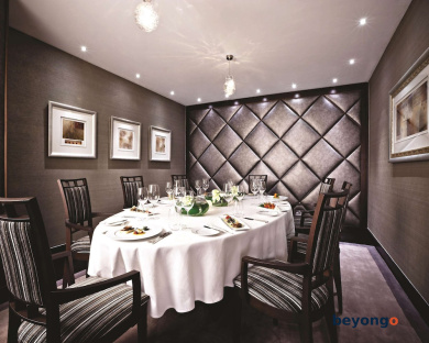 Fairmont Dubai 52