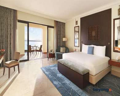 Fairmont The Palm 55