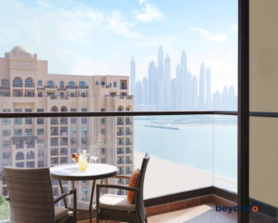 Fairmont The Palm 64