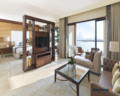 Fairmont The Palm 66