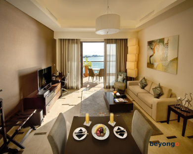 Fairmont The Palm 77