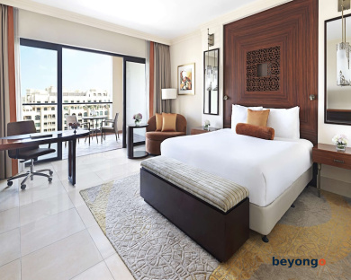 Fairmont The Palm 81