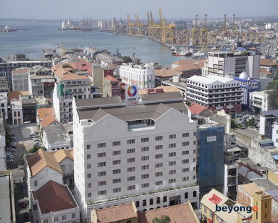 Fairway Colombo - Sri Lanka's First Hotel With Robot Technology 3