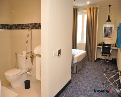 Fairway Colombo - Sri Lanka's First Hotel With Robot Technology 88