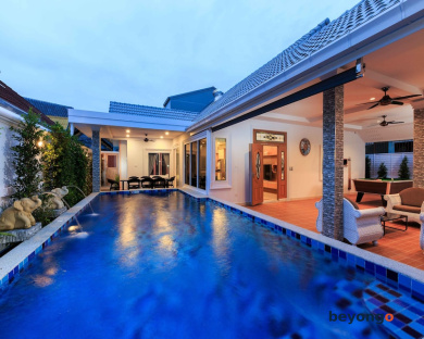 Gala Villa Pattaya 1