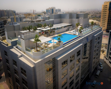 Grand Cosmopolitan Hotel 106
