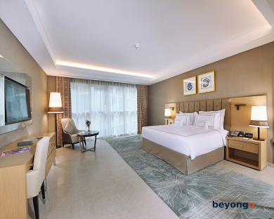 Grand Cosmopolitan Hotel 19