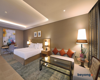 Grand Cosmopolitan Hotel 23