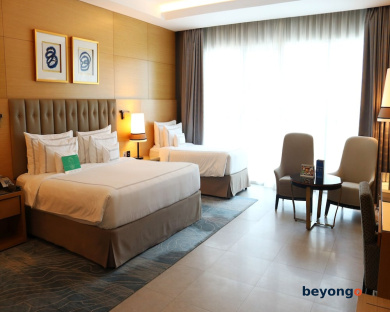 Grand Cosmopolitan Hotel 28
