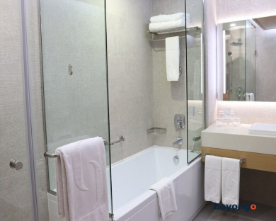 Grand Cosmopolitan Hotel 39