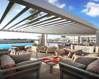 Grand Cosmopolitan Hotel 54