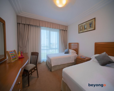 Grand Hyatt Residence 18