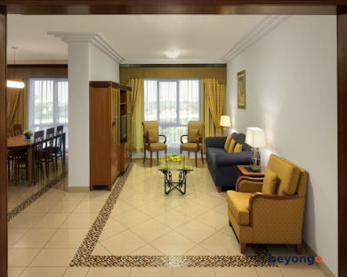Grand Hyatt Residence 24