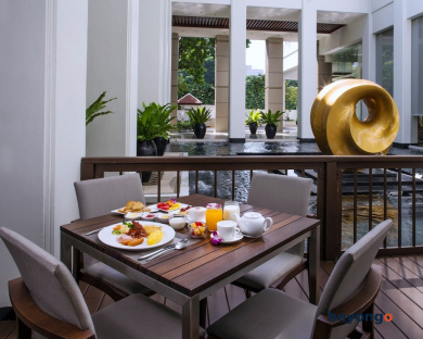 Grande Centre Point Ploenchit 63