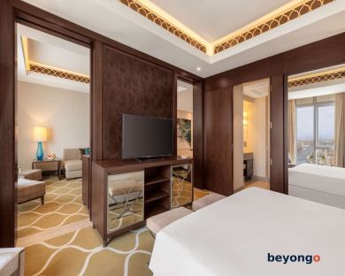 Hilton Dubai Al Habtoor City 1