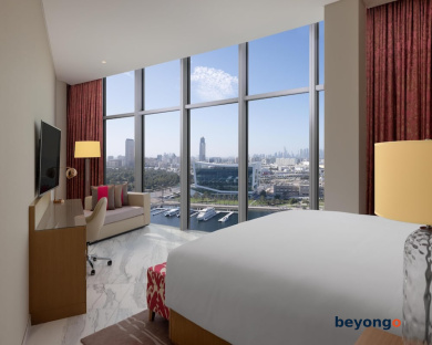 Hilton Dubai Creek Hotel and Residences 14