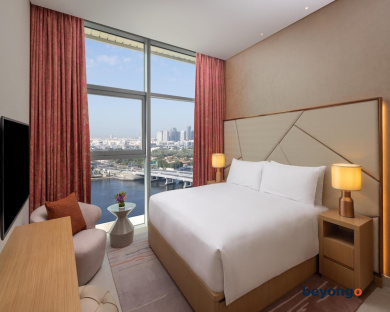 Hilton Dubai Creek Hotel and Residences 16