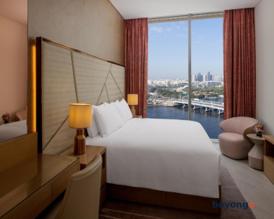 Hilton Dubai Creek Hotel and Residences 18