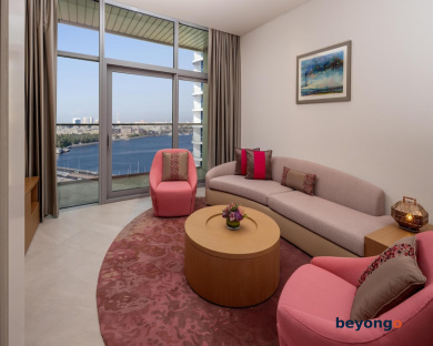 Hilton Dubai Creek Hotel and Residences 32