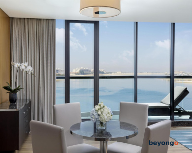Hilton Dubai Palm Jumeirah 100