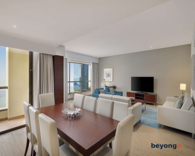 Hilton Dubai The Walk 117