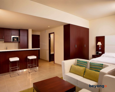 Hilton Dubai The Walk 138