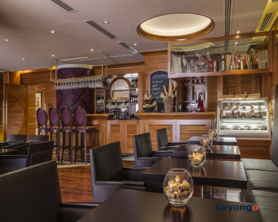Hilton Dubai The Walk 150