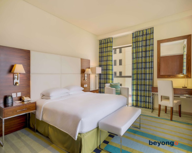 Hilton Dubai The Walk 44