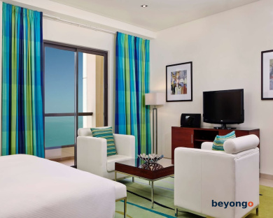 Hilton Dubai The Walk 68