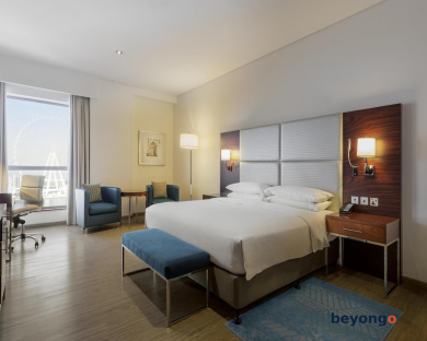 Hilton Dubai The Walk 70