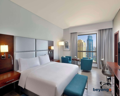 Hilton Dubai The Walk 81
