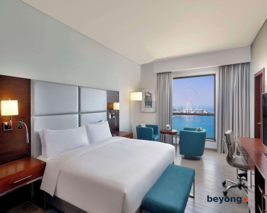 Hilton Dubai The Walk 82