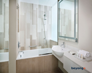 Holiday Inn and Suites Dubai Festival City by IHG 36