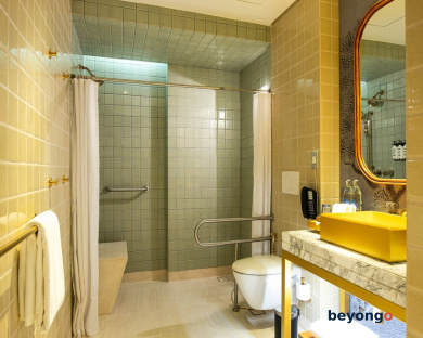 Hotel Indigo Bangkok Wireless Road by IHG 306