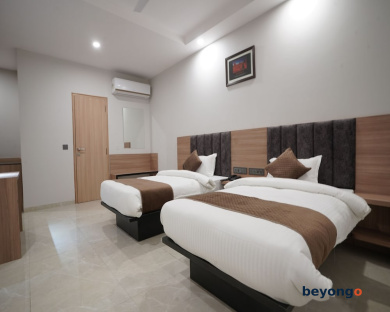 Hotel Krishna Inn 28