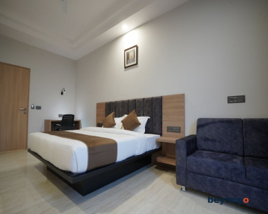Hotel Krishna Inn 38