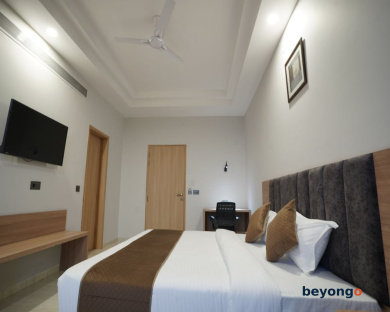 Hotel Krishna Inn 40