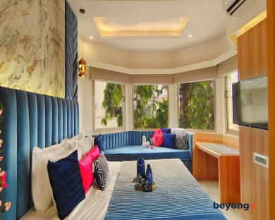 Hotel Sarang Palace 166