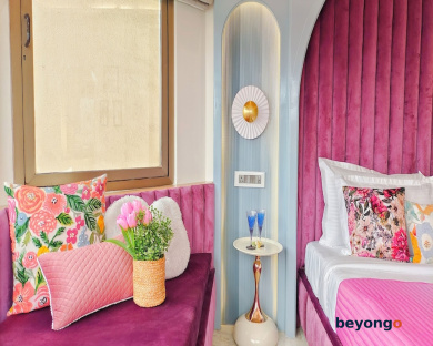 Hotel Sarang Palace 202