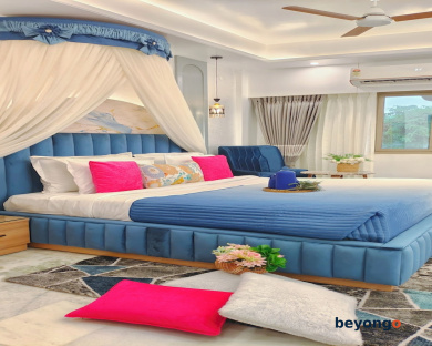 Hotel Sarang Palace 208