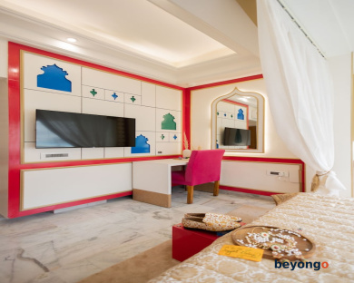 Hotel Sarang Palace 210